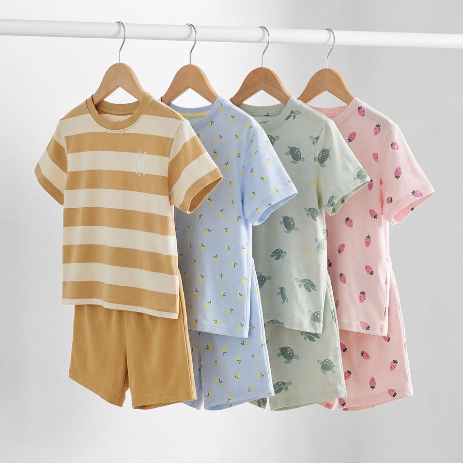 T-shirts & Shorts